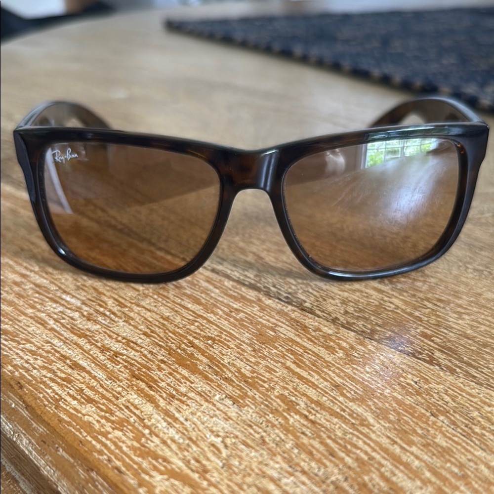 Ray-Ban Brown Sunglasses